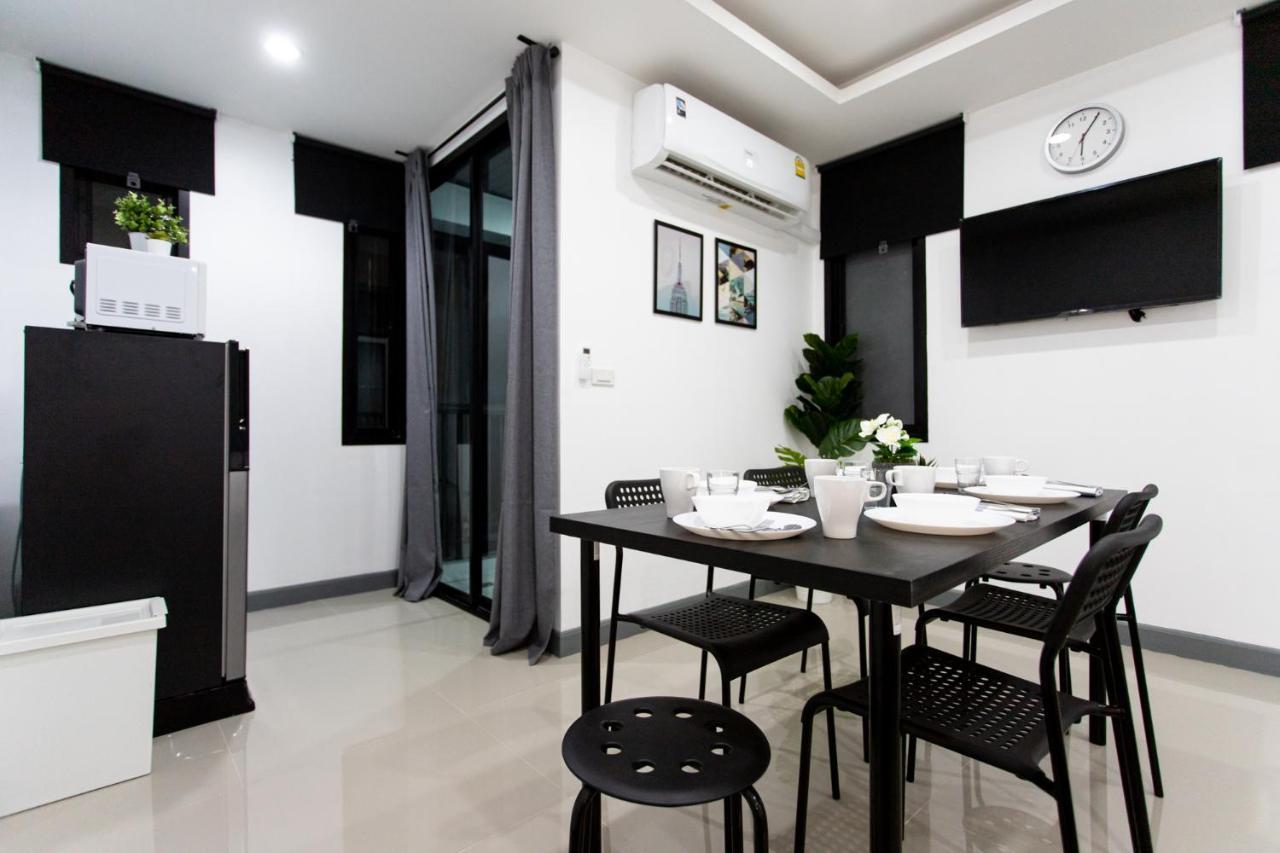 Estúdio Apartamento de 45m2, com 1 casa de banho, na área Silom Banguecoque Exterior foto